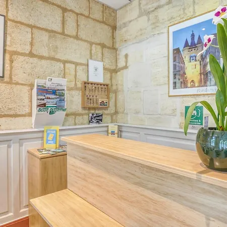 Des Voyageurs Centre Bastide Szálloda Bordeaux